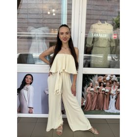 Evie overál